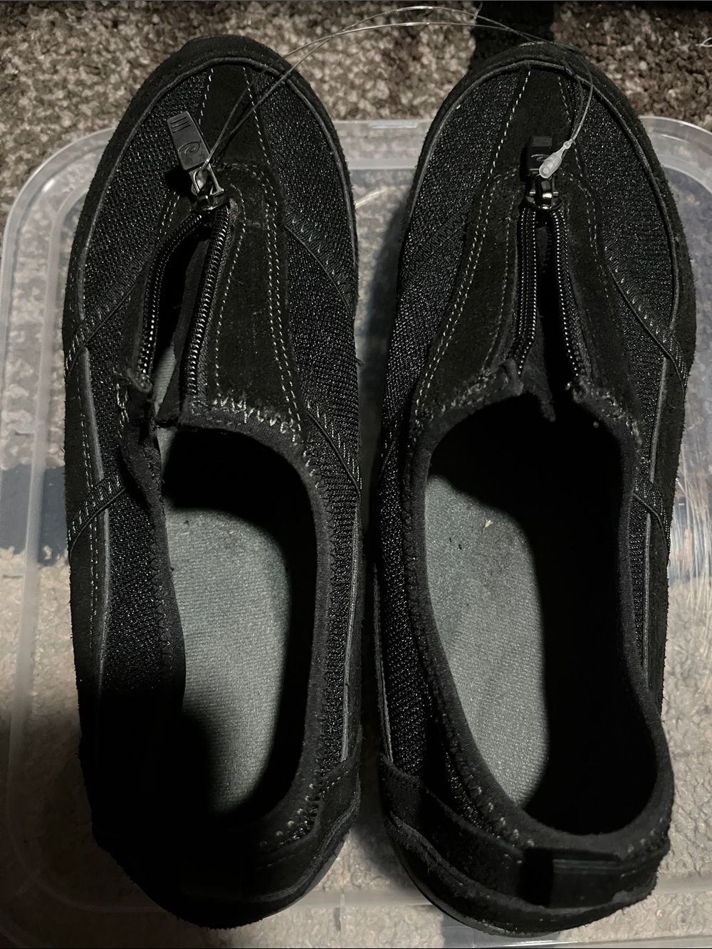 Easy Spirit Women’s Slip-On Comfort Shoe - Black size 9.5